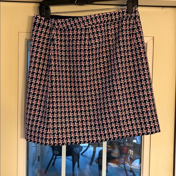 LOFT Tweed Wrap Skirt in Navy and Pink 8P - Picture 4 of 7